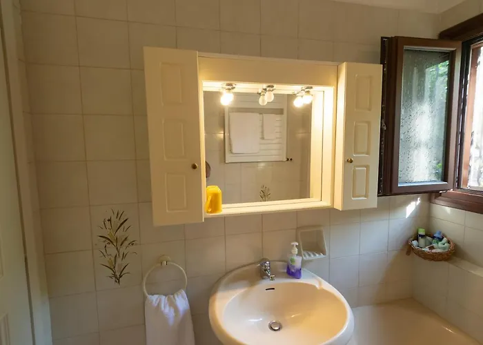 Vakantiehuis Konaki Polinas *